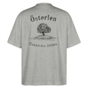 grå T-shirt med det ensamma trädet på Österlen